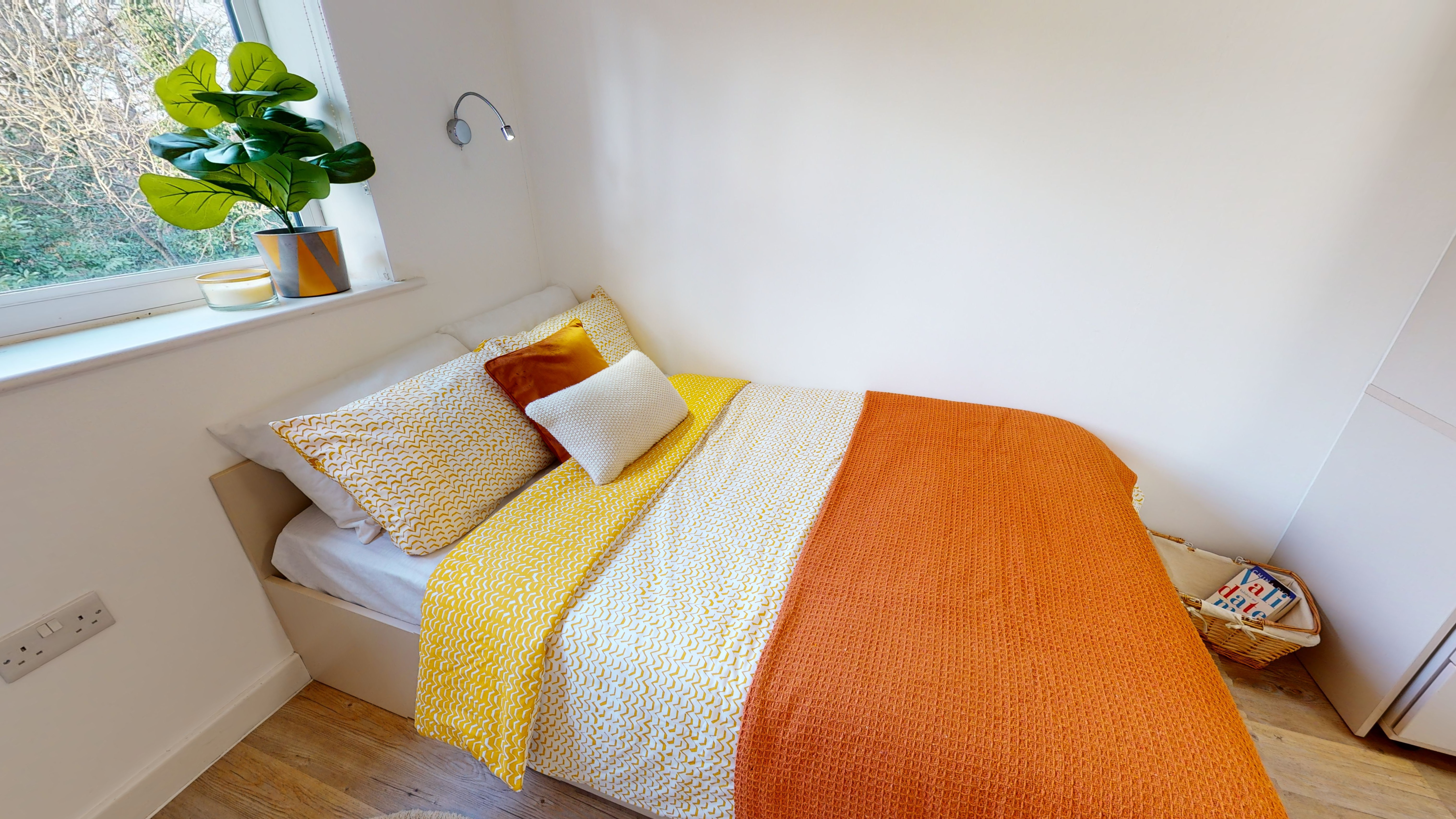 Image of iQ The Pad, Egham