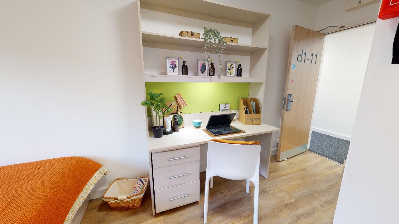 Image of iQ The Pad, Egham