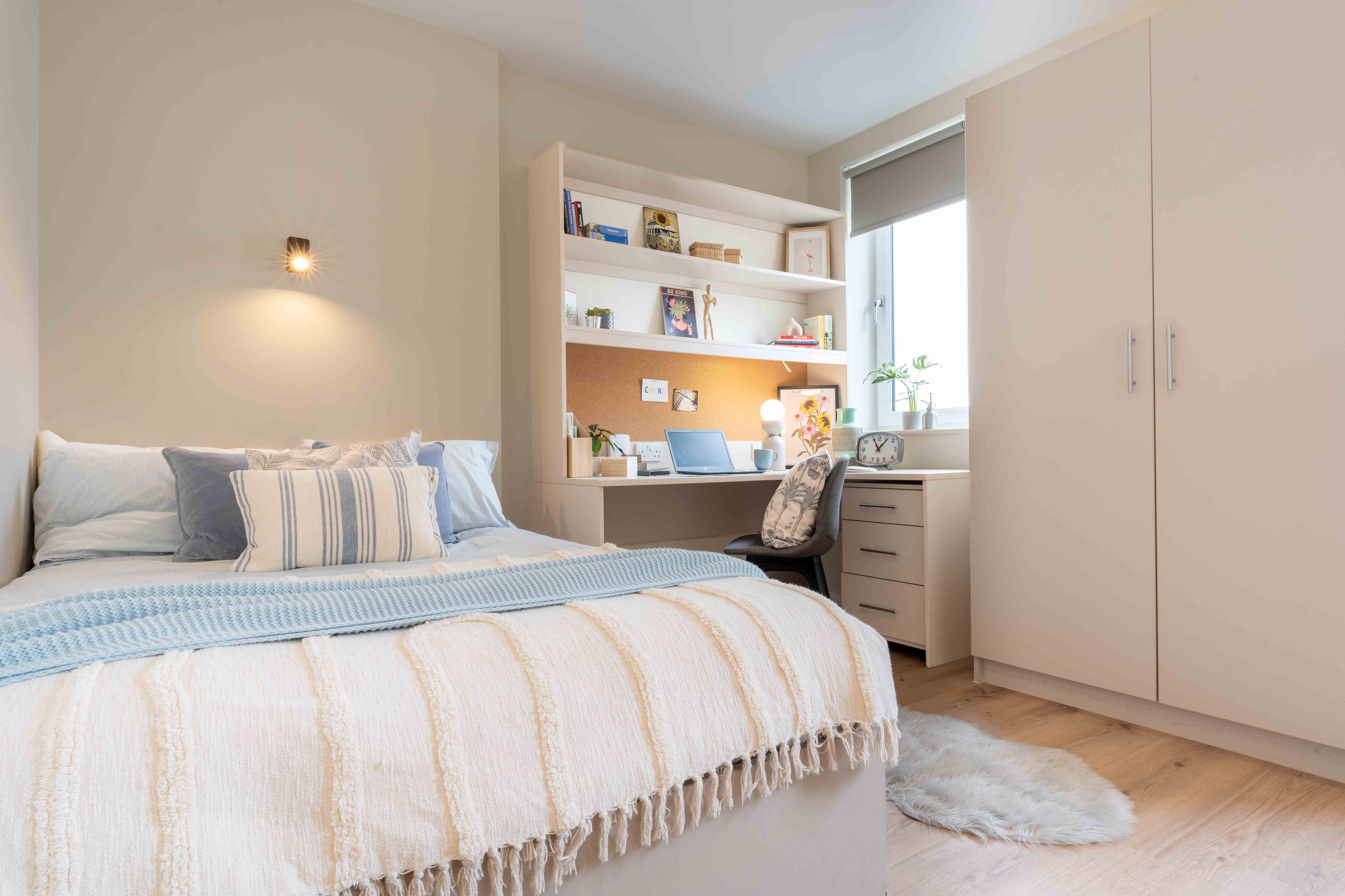 Image of iQ The Pad, Egham