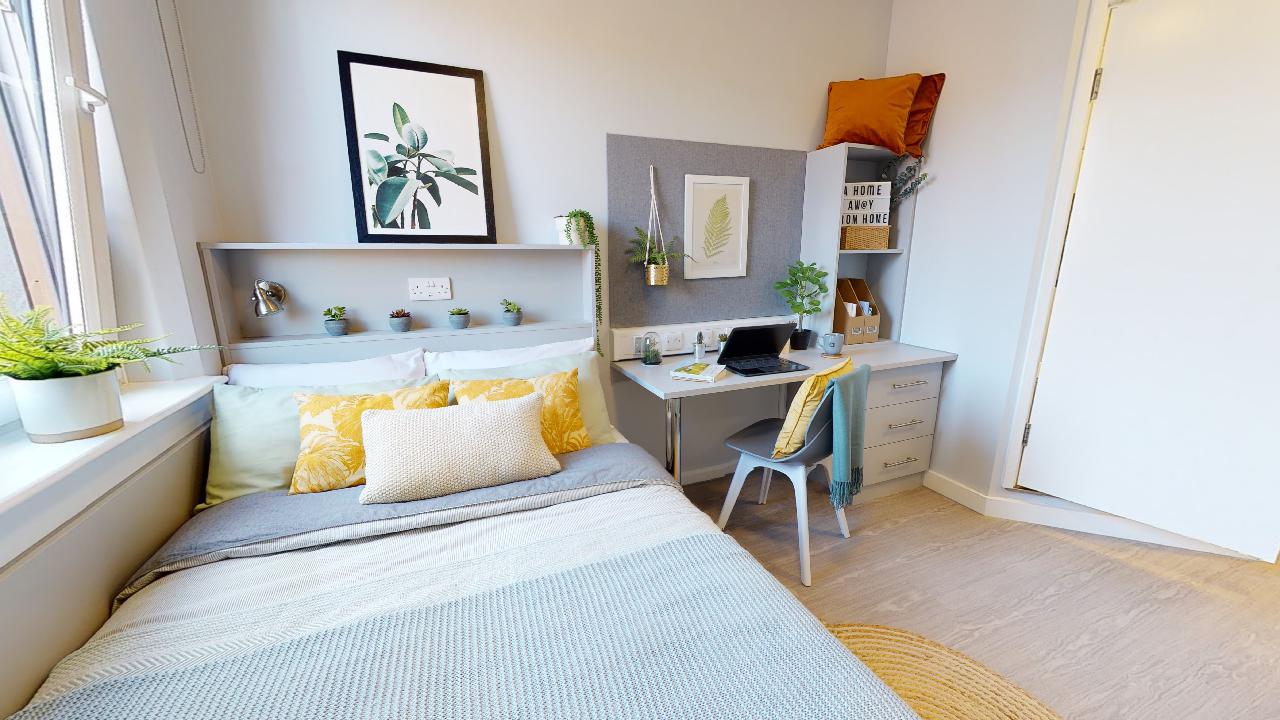 Image of iQ Will Wyatt Court, London