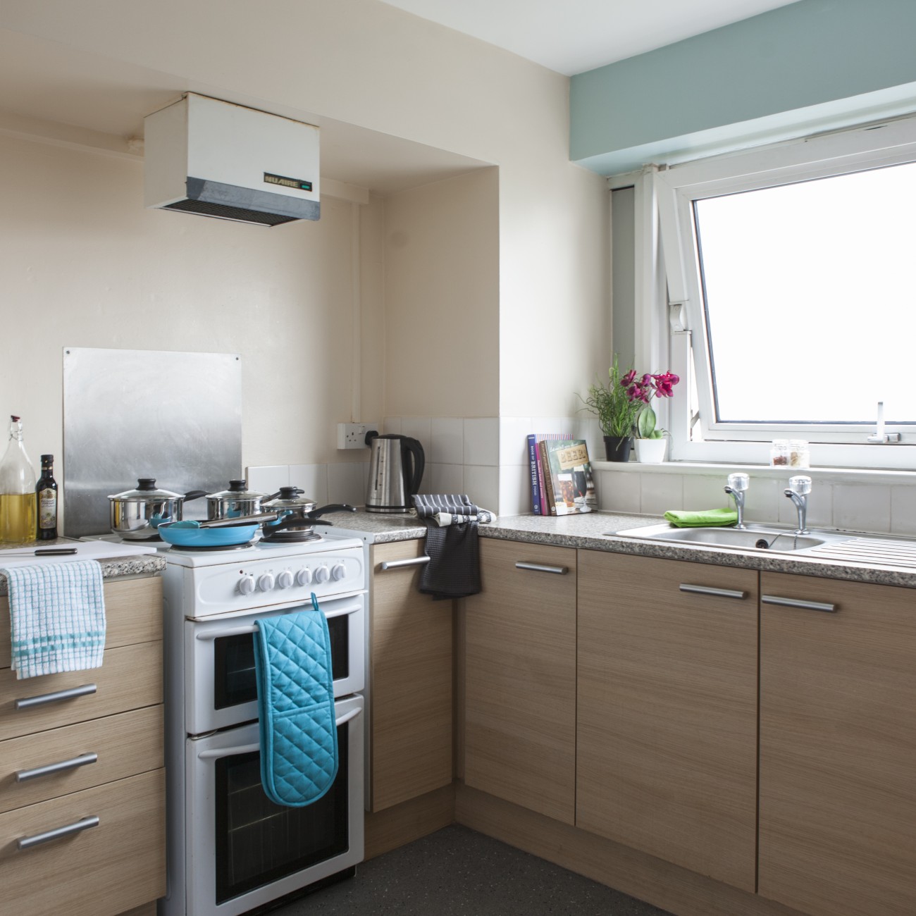 Image of John Lester and Eddie Colman Courts, Salford