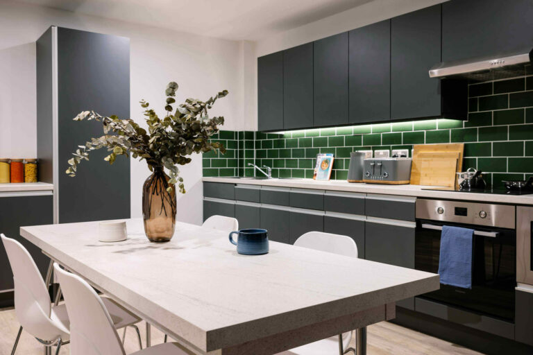 Image of Leonardo, Leeds