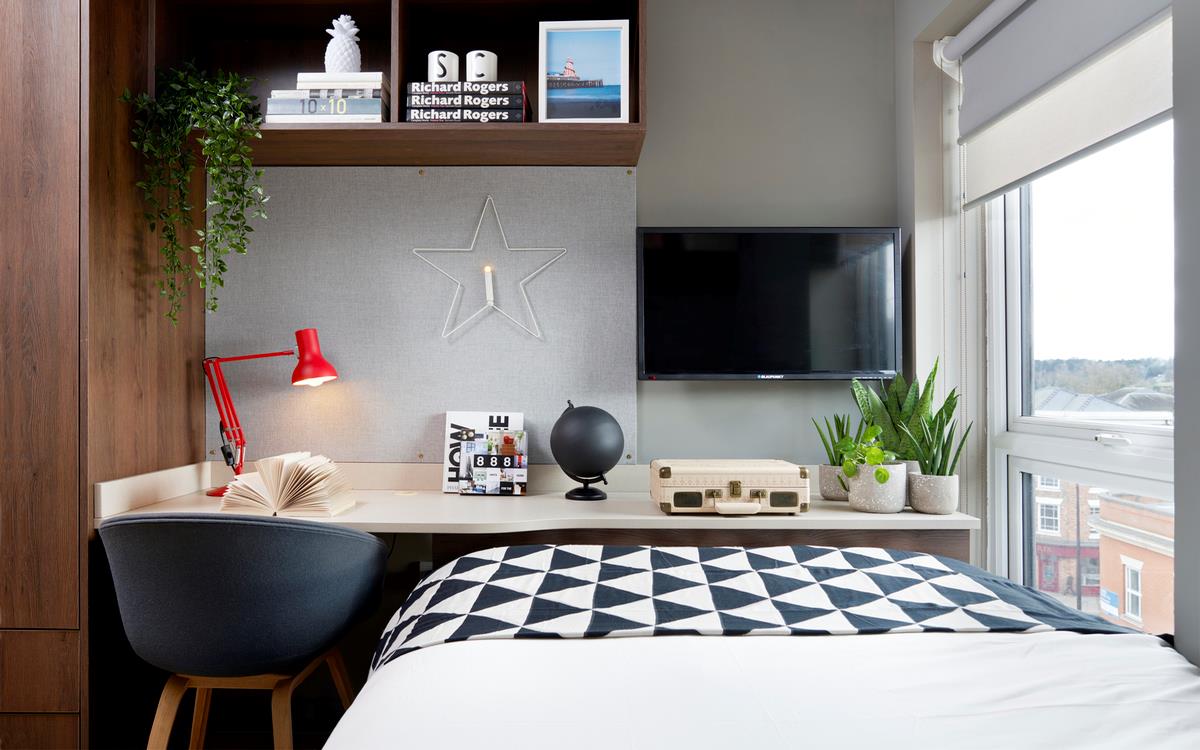 Image of Student Castle, Lincoln