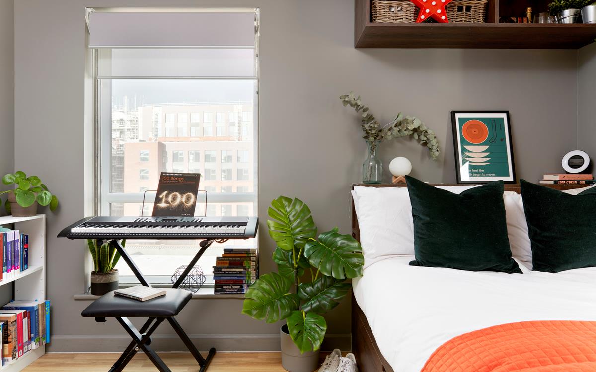 Image of Student Castle, Lincoln