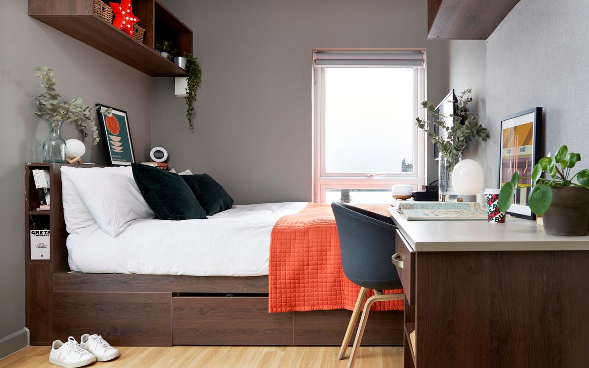 Image of Student Castle, Lincoln