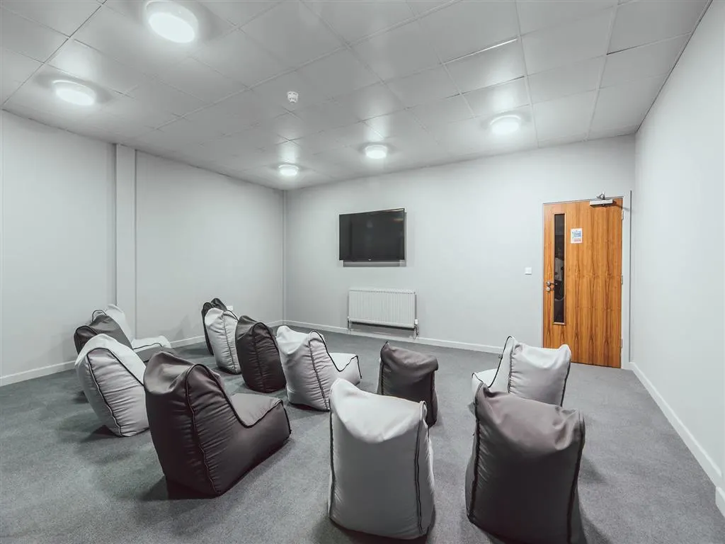 Image of Lomax Halls, Stoke-on-Trent