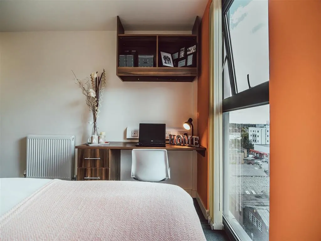 Image of Lomax Halls, Stoke-on-Trent