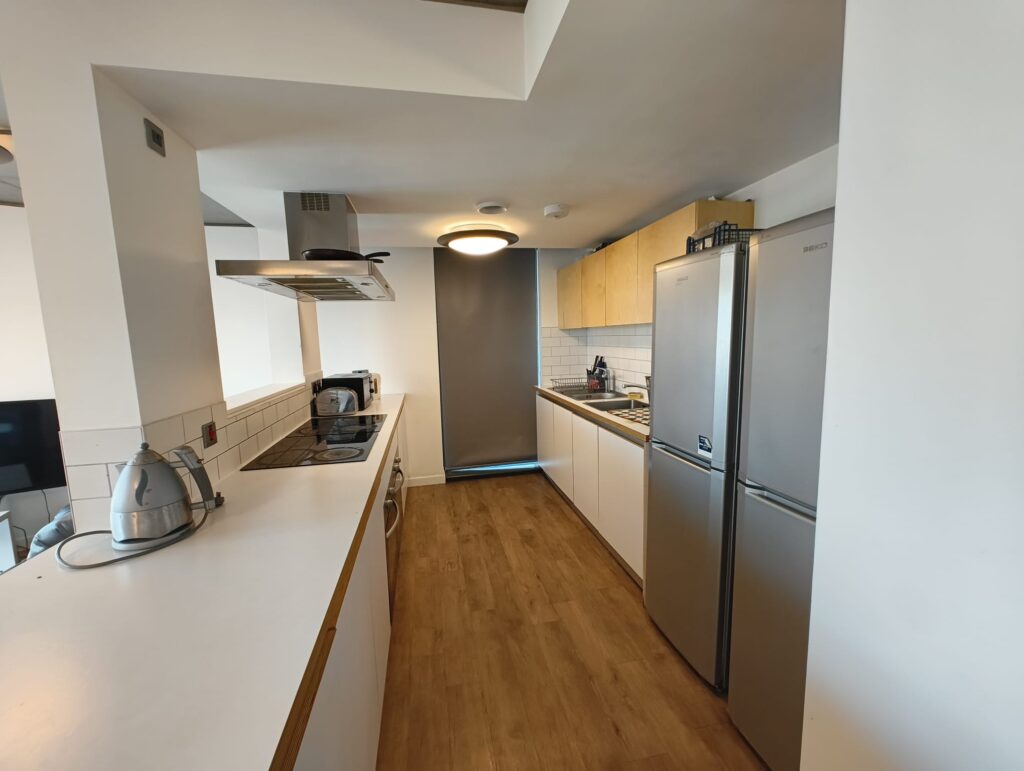 Image of London Court, Sheffield