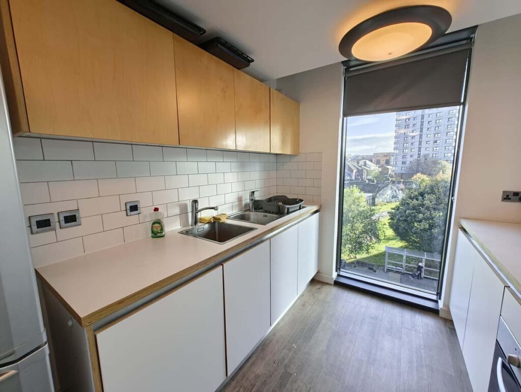 Image of London Court, Sheffield