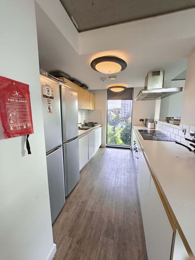 Image of London Court, Sheffield