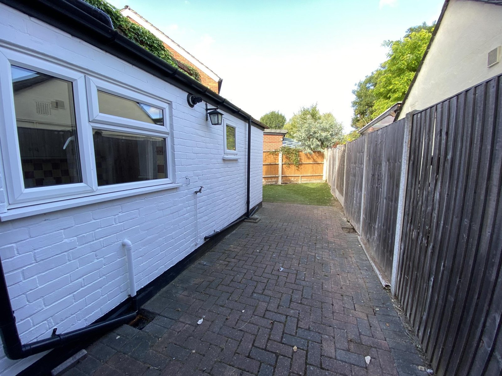 Image of Lower Court Road, London