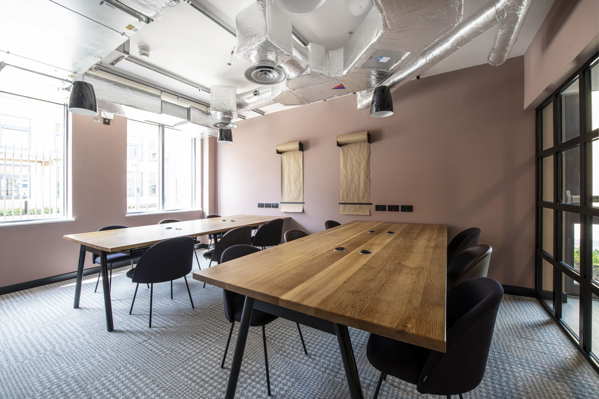 Image of Luna, Hatfield