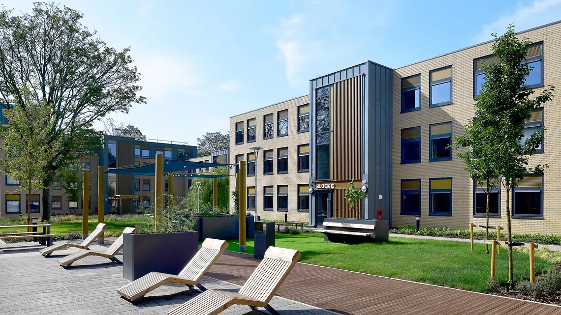 Image of Luna, Hatfield