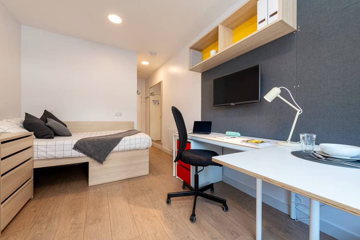 Image of Middle Street, Portsmouth