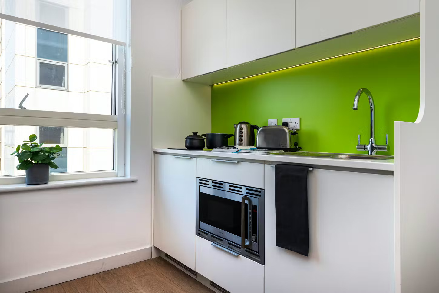 Image of Middle Street, Portsmouth