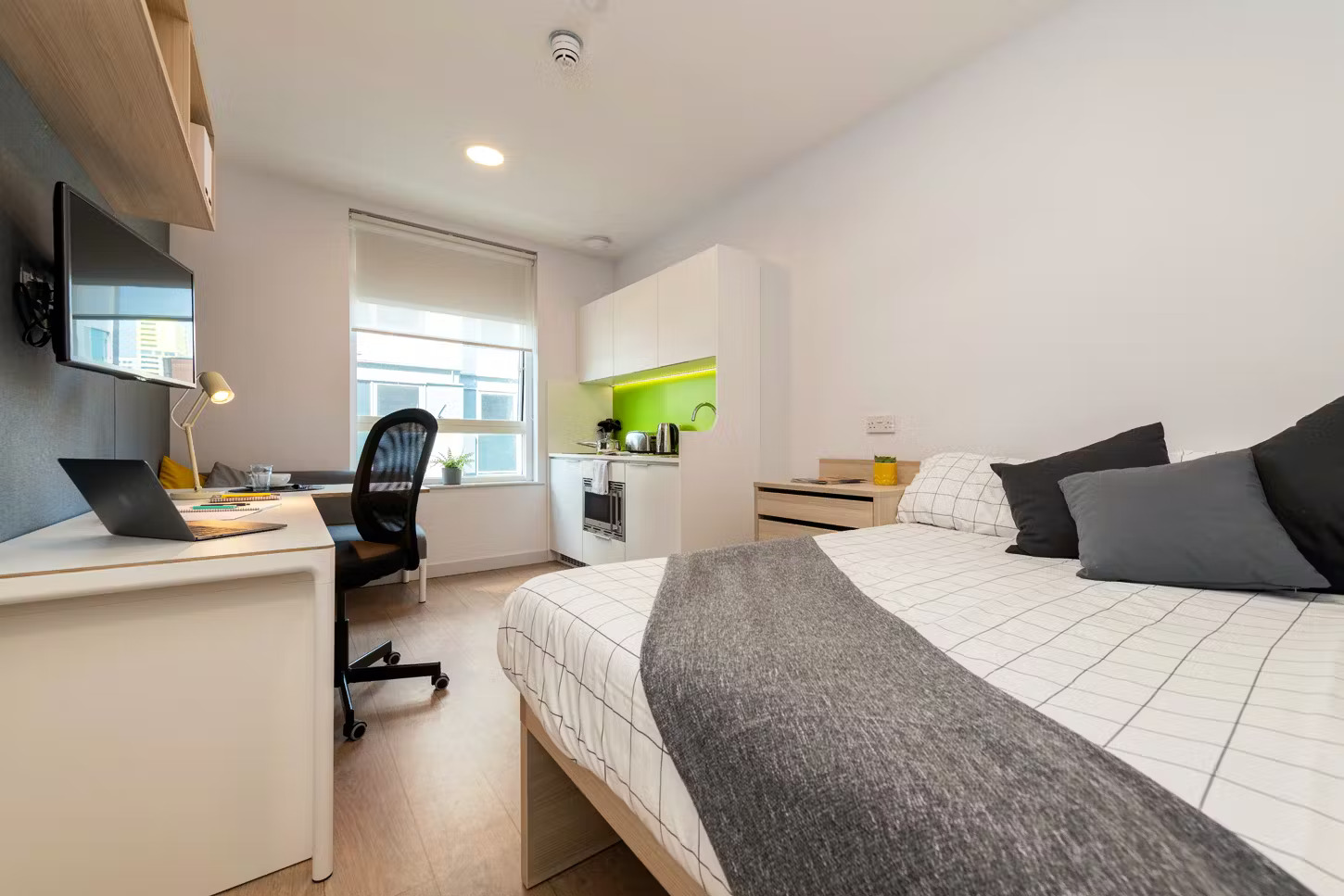 Image of Middle Street, Portsmouth