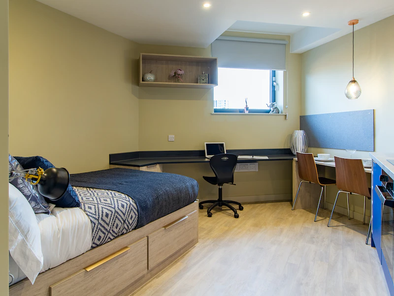 Image of New Century Place, Reading