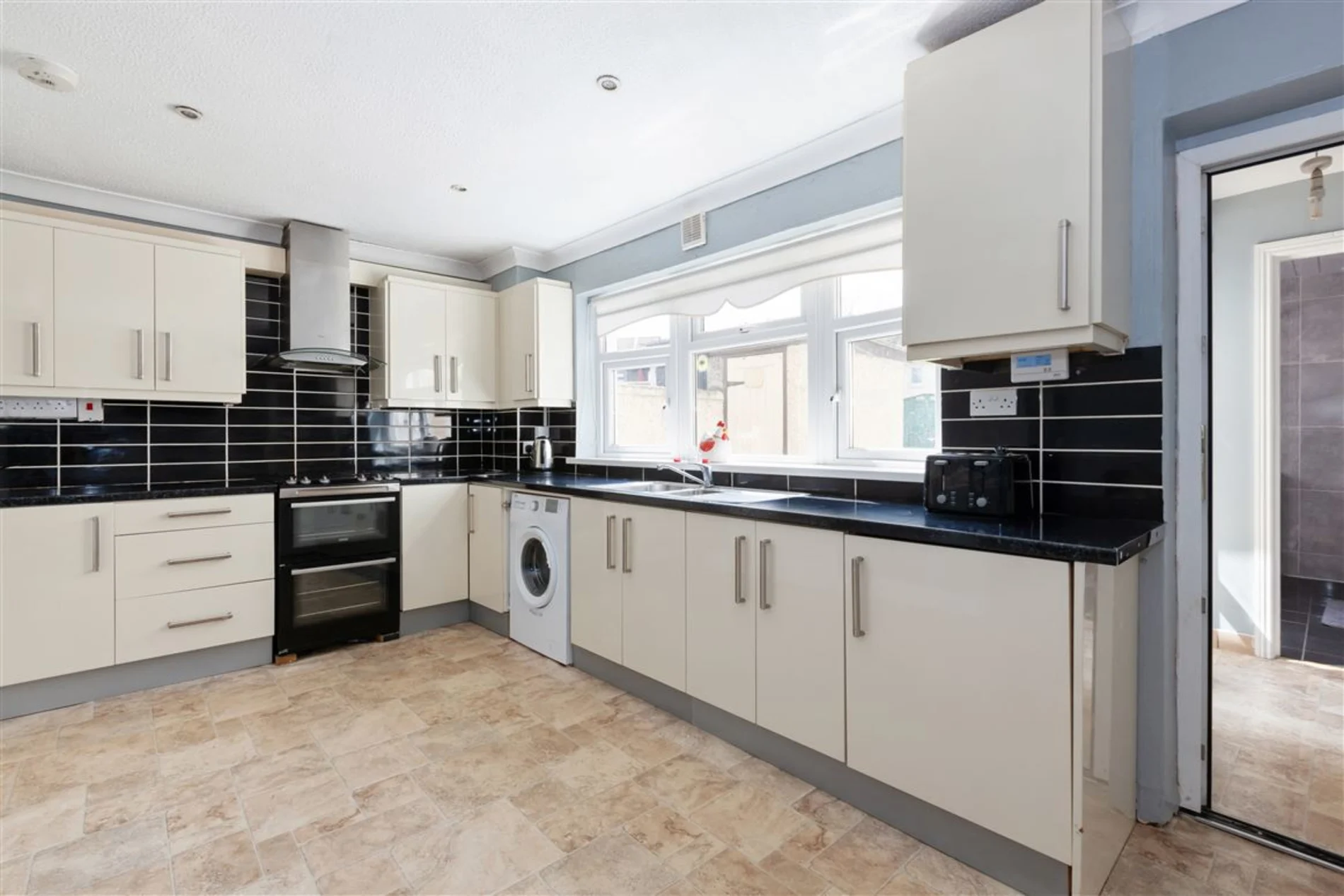 Image of Oriel Street Apartment, Dublin