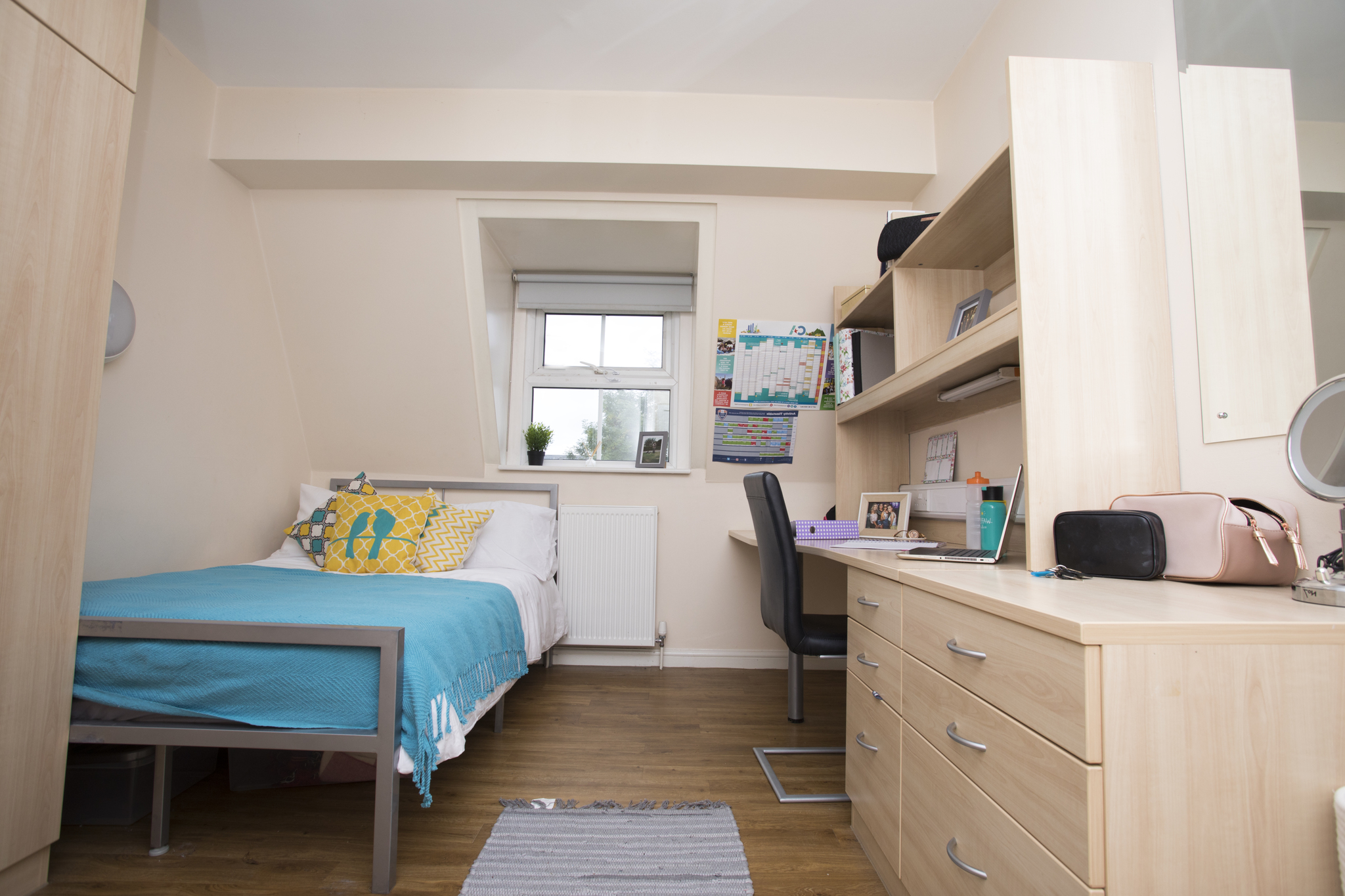 Image of Oxney House & Gardens, Manchester