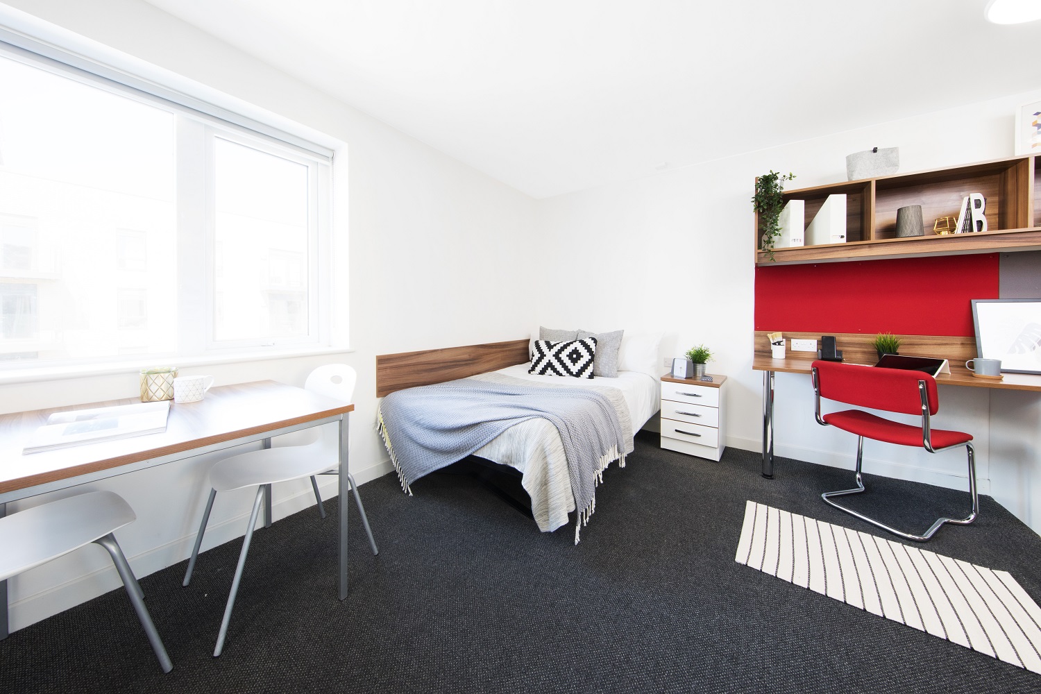 Image of Pier Quays, London