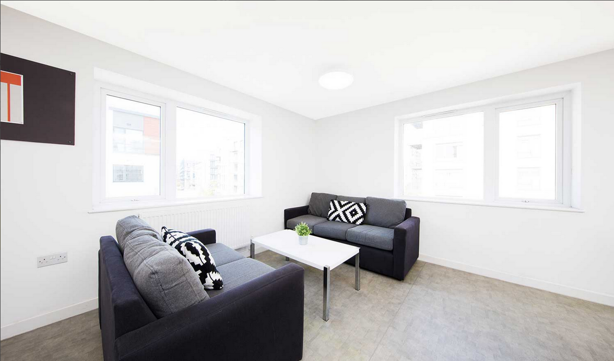 Image of Pier Quays, London