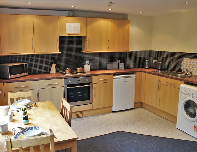 Image of Queens Court, Leicester