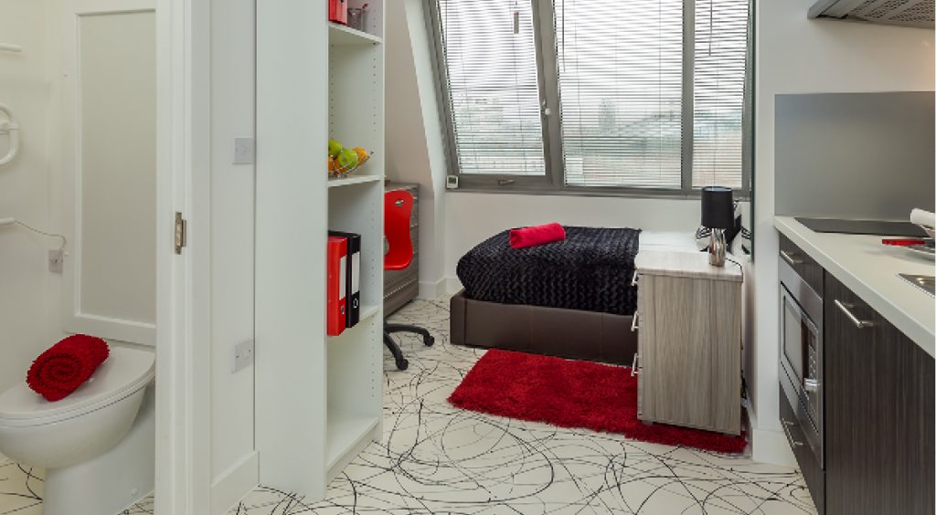 Image of Queens Gate, Southampton