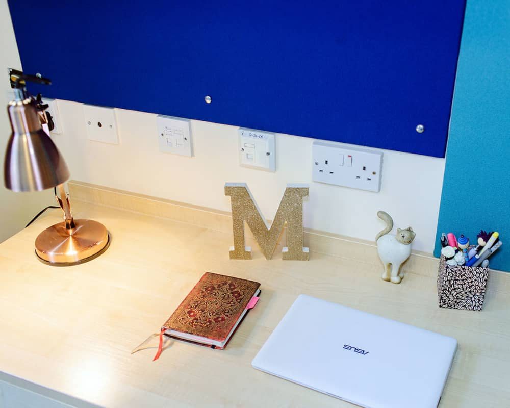 Image of Queen's Hospital Close, Birmingham