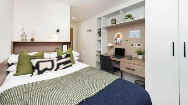 Image of Raffles Hall, York