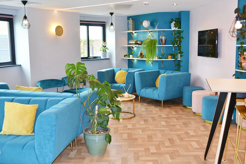 Image of Red Queen, Coventry