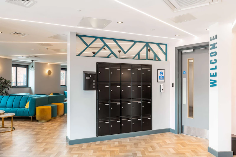 Image of Red Queen, Coventry