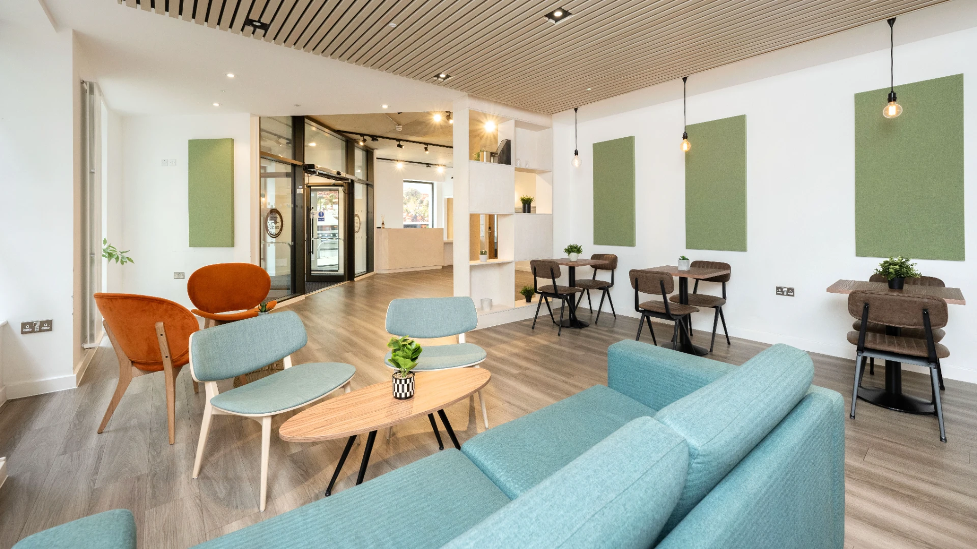 Club En-suite - image 14