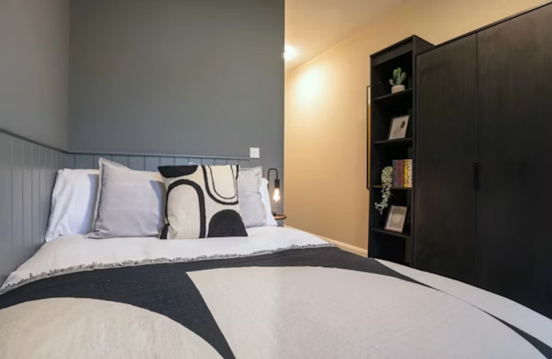 Image of Riverside House, Manchester