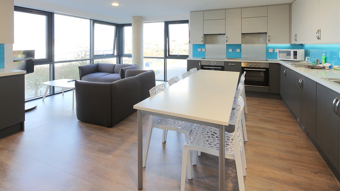 Image of Riverside Way, Winchester