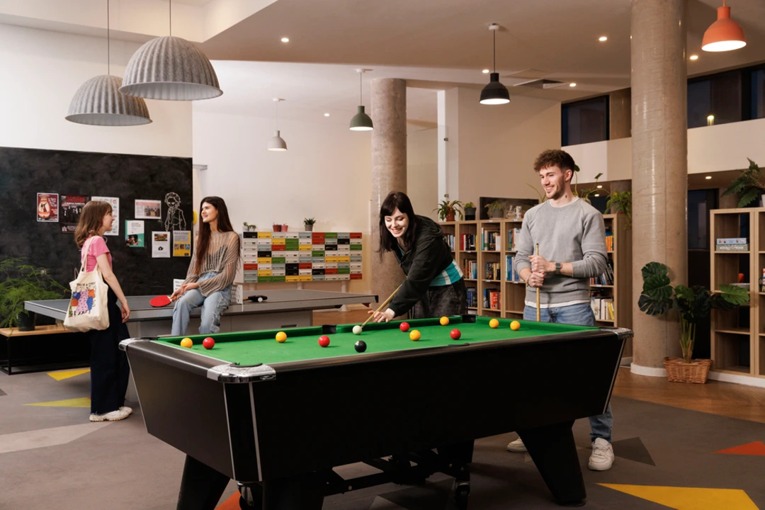 Image of Salisbury Court, Edinburgh