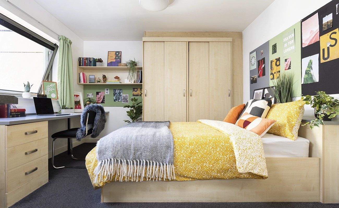 Image of Sir Charles Groves Hall, Manchester