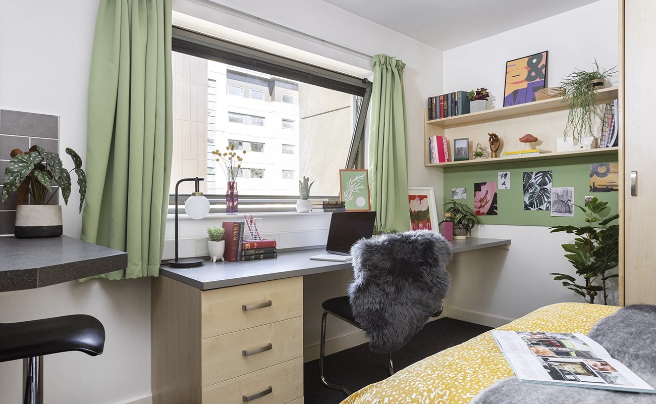 Image of Sir Charles Groves Hall, Manchester