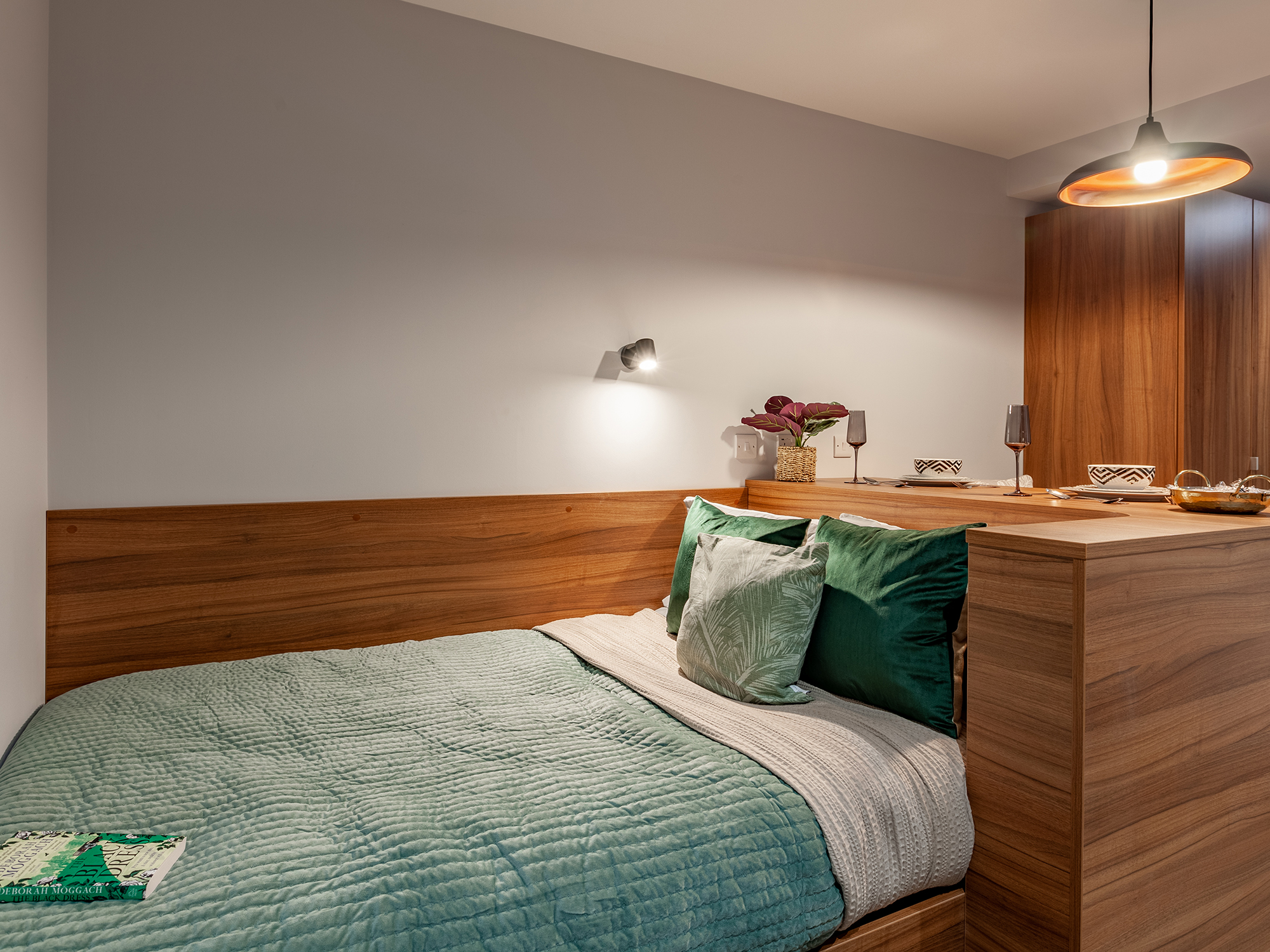 Image of Straits Garden, Egham