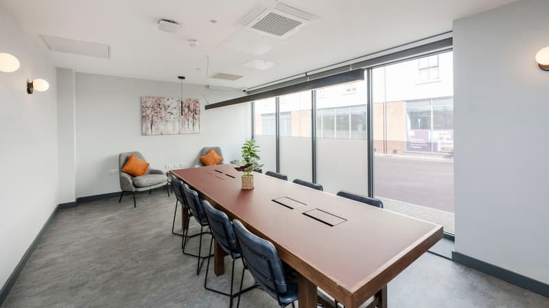 Image of Straits Garden, Egham