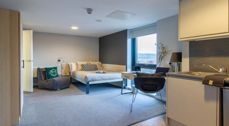 Image of Straits Manor, Sheffield