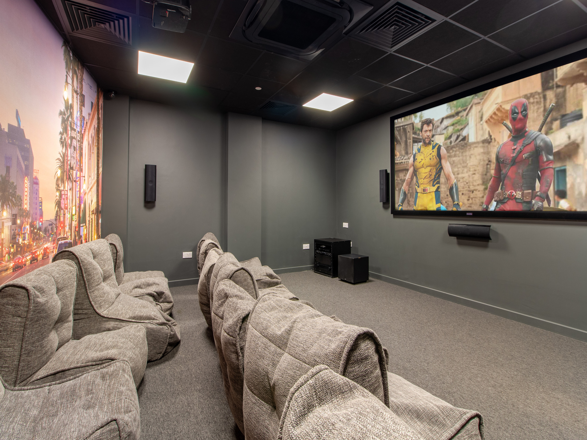 Image of Straits Manor, Sheffield