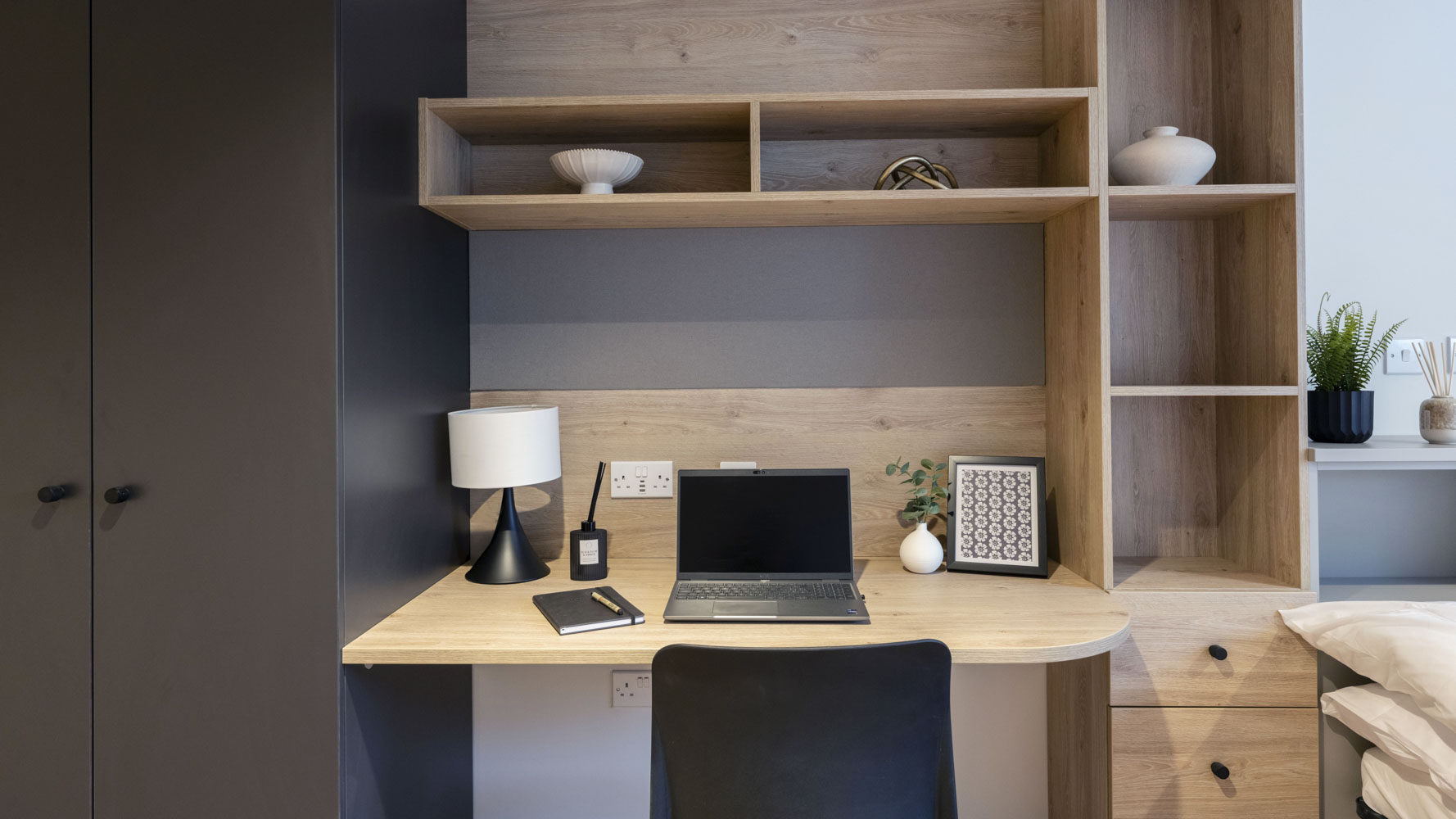 Image of Straits Place, Edinburgh