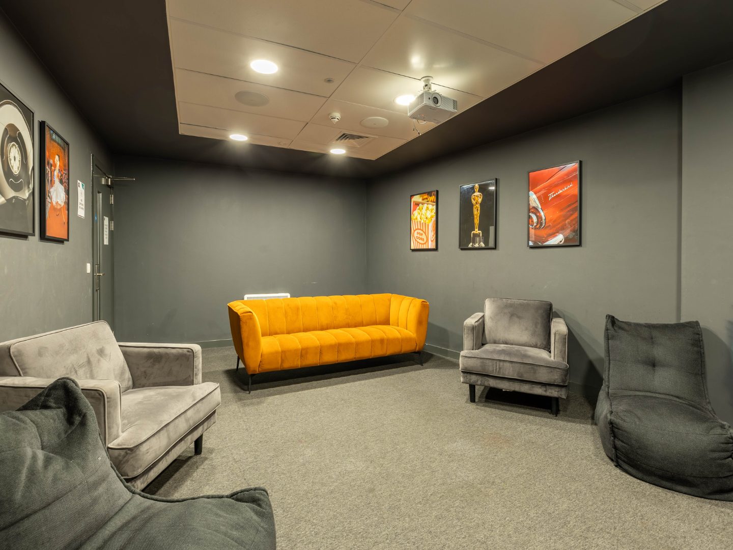 Image of Straits Village, Nottingham