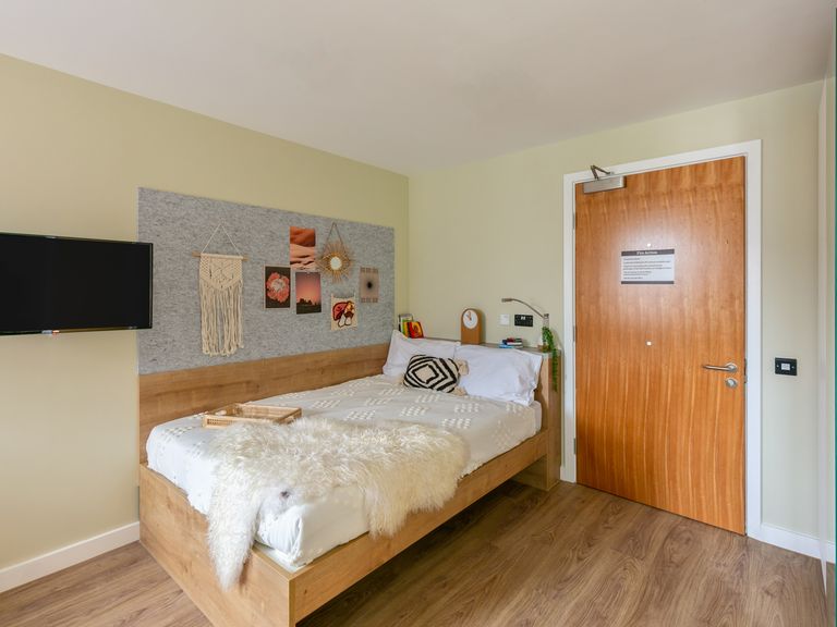 Image of The Curve, London