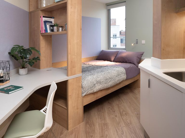 Image of The Curve, London