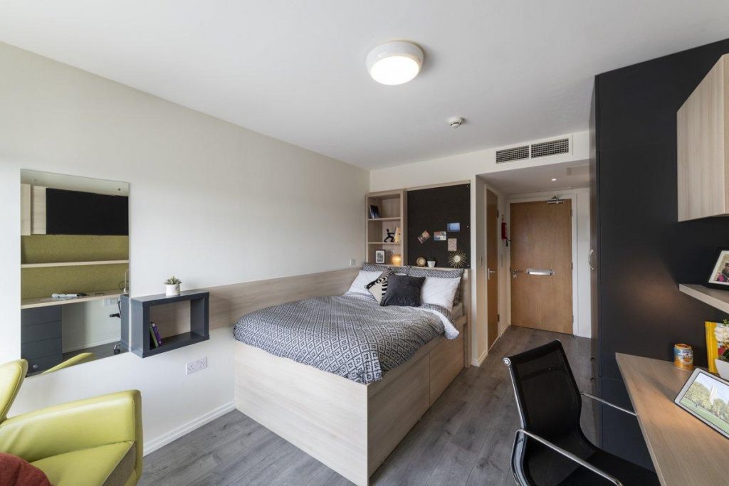 Image of The Lyra, London