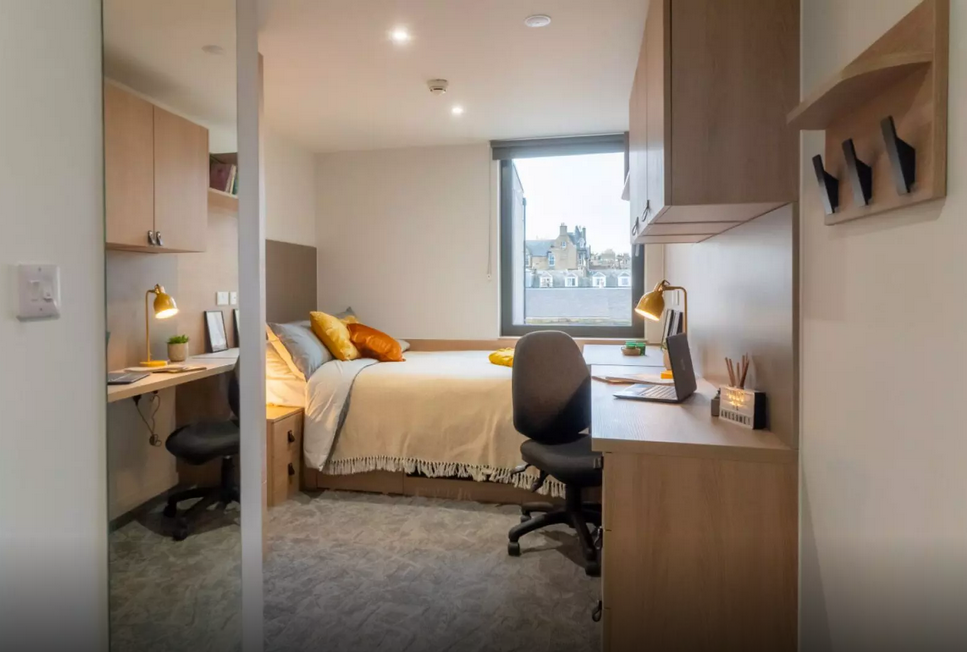 Image of The Mont, Edinburgh