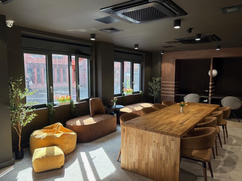 Image of The Port On The Square, Bristol