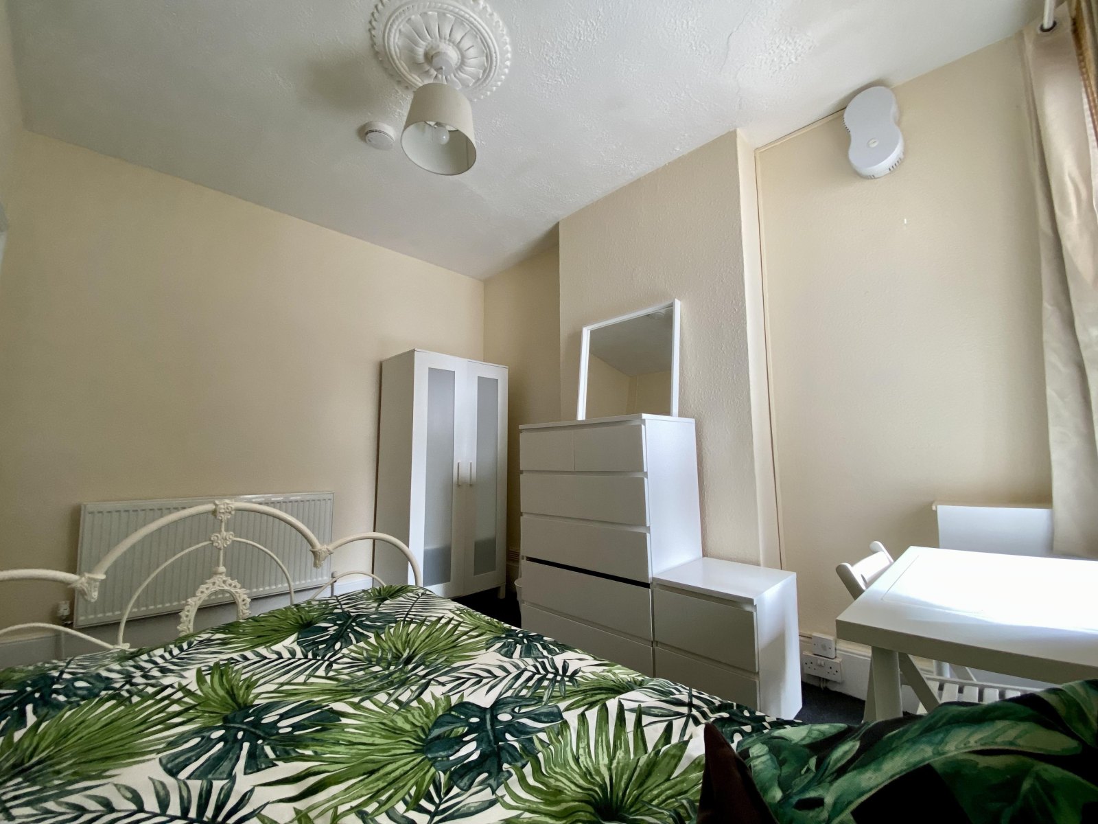 Image of Upper High Street, London