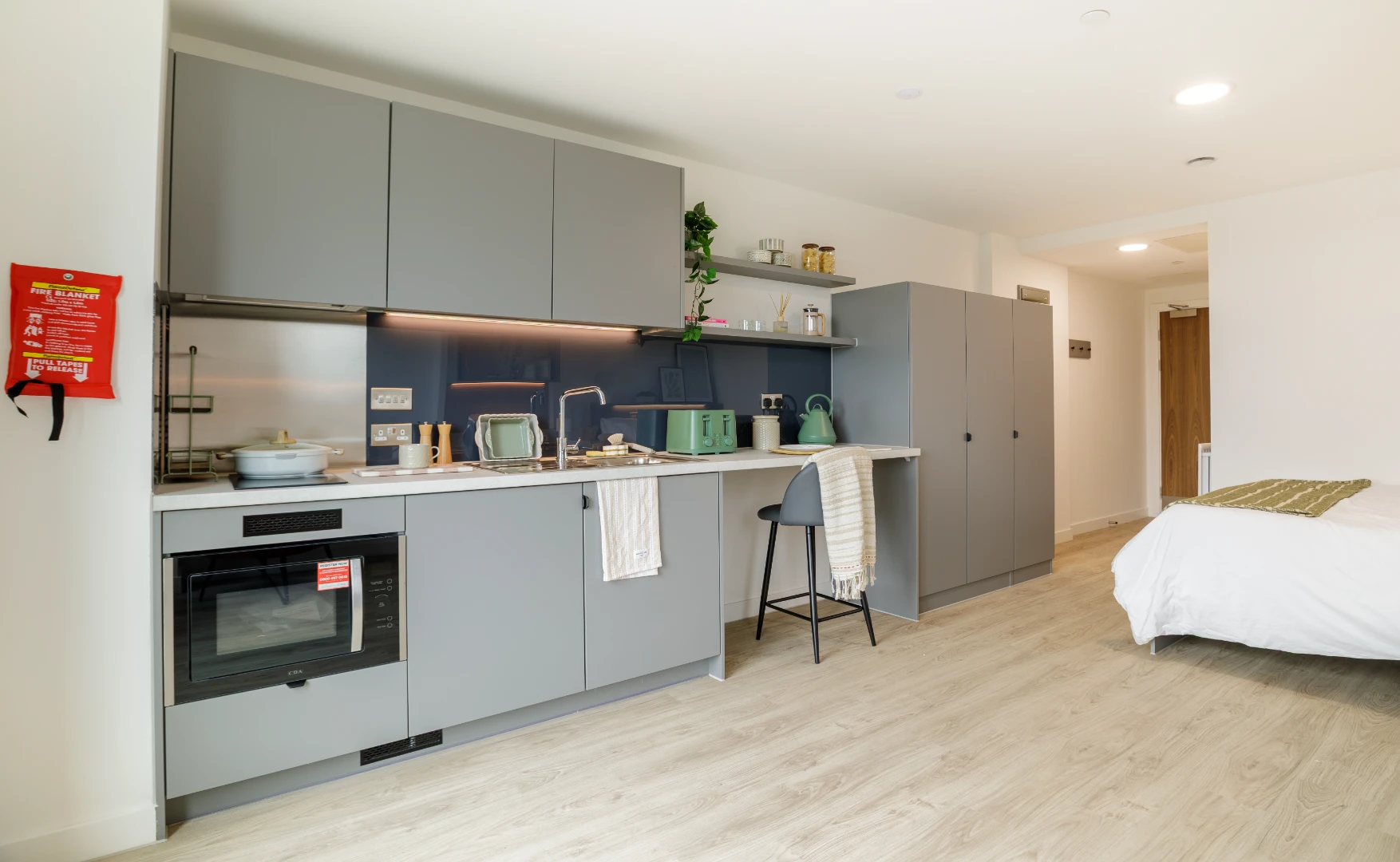 Standard Studio (Floor 11) - image 13